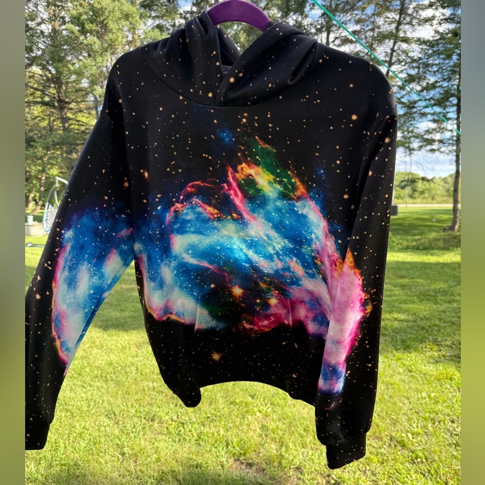Galaxy Print Hoodie - Picture 3 of 10